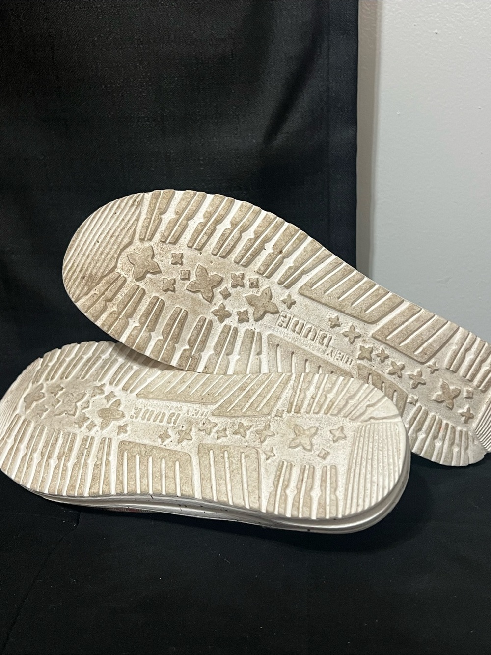 Women’s Casual Brown Aztec Canvas Slip-On Shoes - Picture 4 of 4